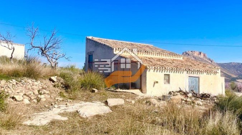 Almería - Велес-Бланко - 25000m2