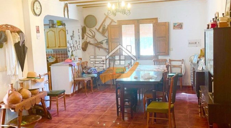 Almería - Vélez-Blanco - 10000m2