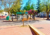 Таунхаус с участком на продажу в городе Chirivel. Фото