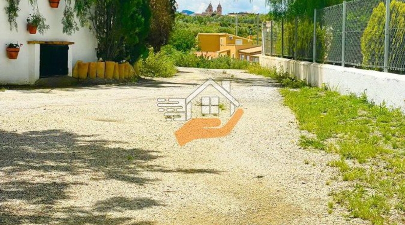 Almería - Vélez-Rubio - 15600m2