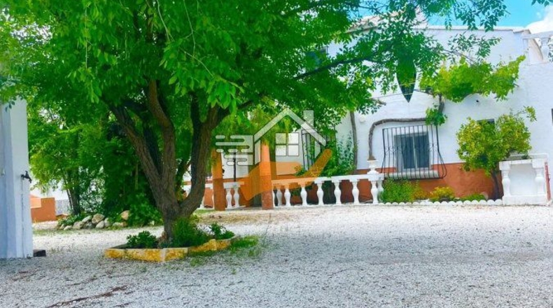 Almería - Vélez-Rubio - 15600m2