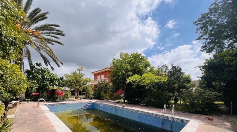 Cadiz - Algeciras - 990m2