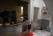Дом с участком на продажу в городе Deltebre. Фото
