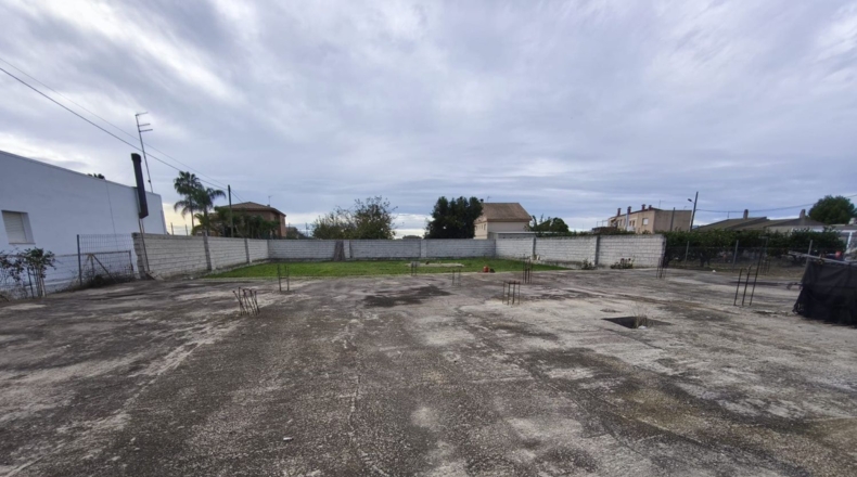 Tarragona - Deltebre - 1046m2