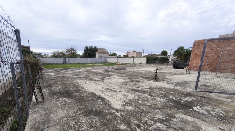 Tarragona - Deltebre - 1046m2