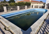 Отдельно стоящий дом с участком на продажу в городе l'Ampolla. Фото