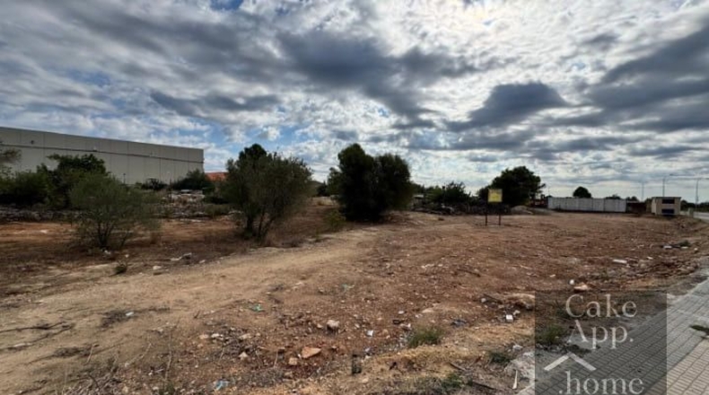 Tarragona - Л'Аметлья-де-Мар - 5636m2
