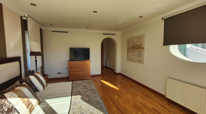 Cádiz - San Roque - 1100m2