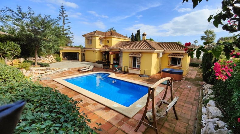 Cádiz - San Roque - 1400m2