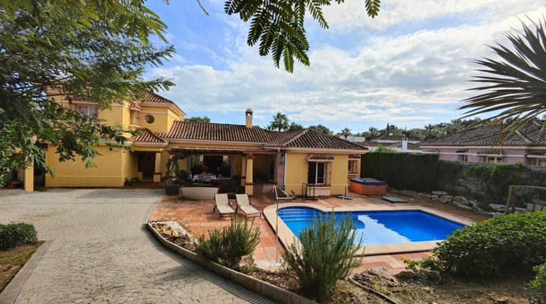 Cádiz - San Roque - 1400m2