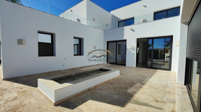Cádiz - San Roque - 3278m2