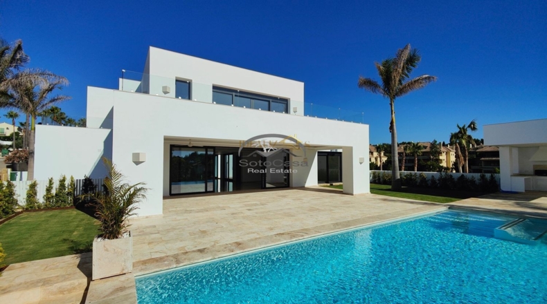 Cádiz - San Roque - 3278m2