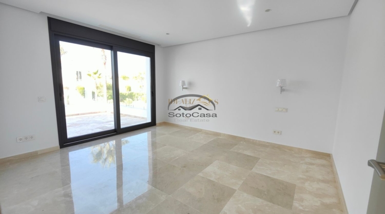 Cádiz - San Roque - 3278m2