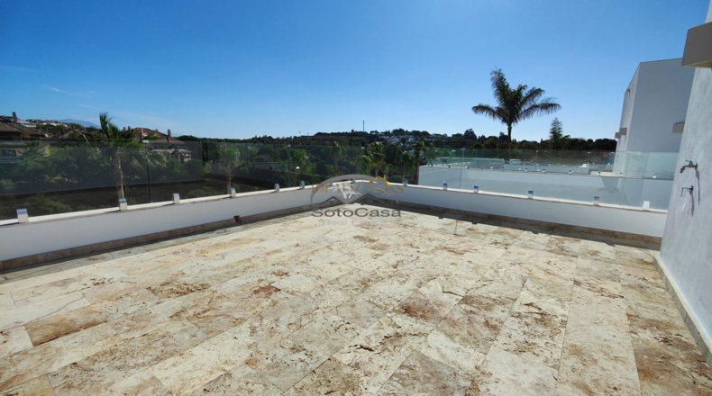 Cádiz - San Roque - 3278m2