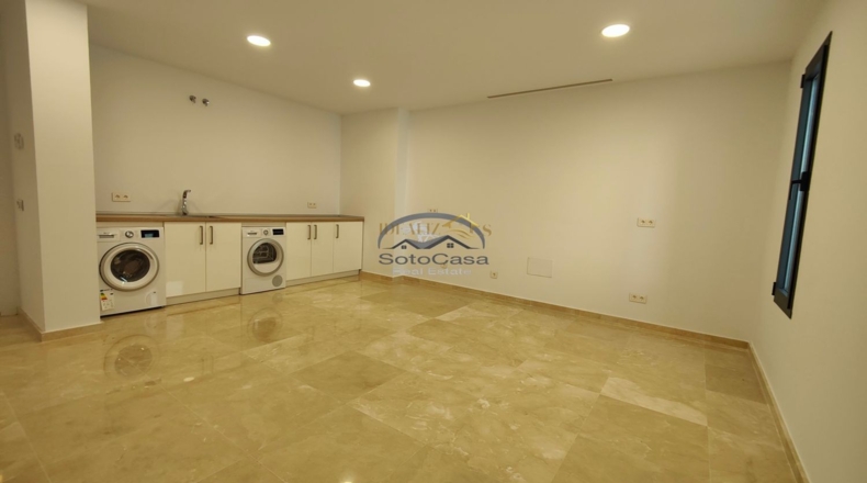 Cádiz - San Roque - 3278m2