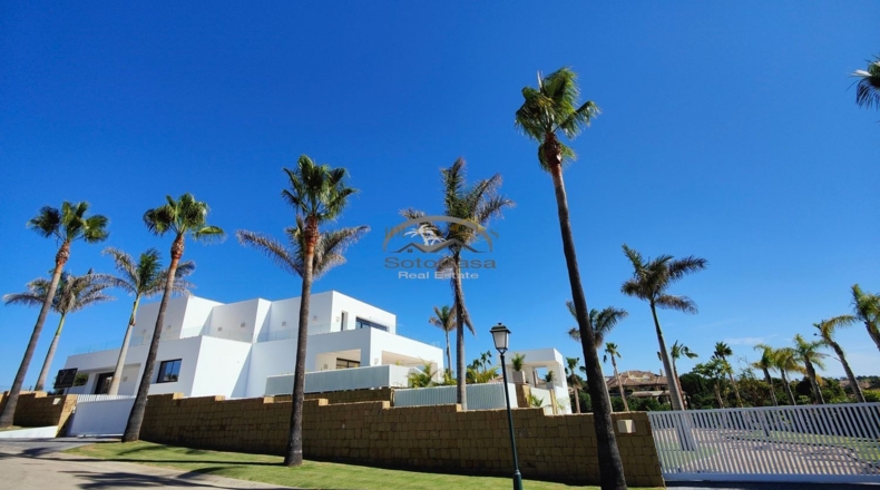 Cádiz - San Roque - 3278m2