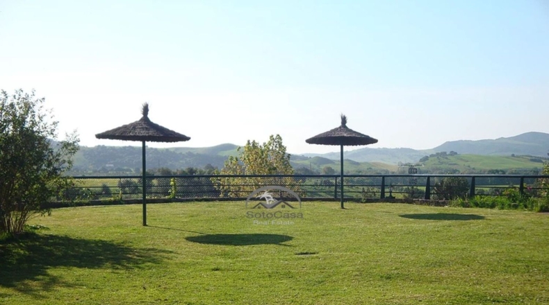 Cádiz - Jimena de la Frontera - 60000m2