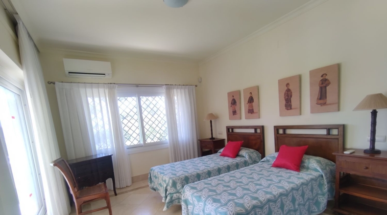Cádiz - San Roque - 2500m2