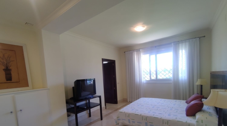 Cádiz - San Roque - 2500m2