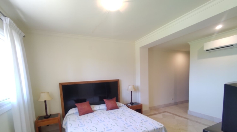 Cádiz - San Roque - 2500m2
