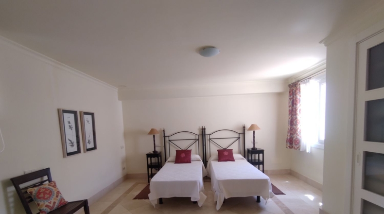 Cádiz - San Roque - 2500m2