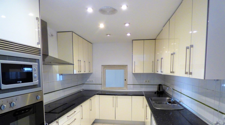 Cádiz - San Roque - 3400m2