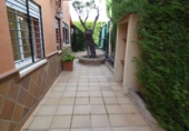 Chalet independiente con terreno en venta en Isla Mayor ref: TR186245 foto