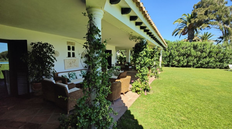 Cádiz - San Roque - 2800m2