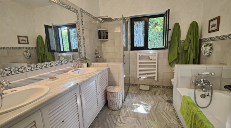 Cádiz - San Roque - 2800m2