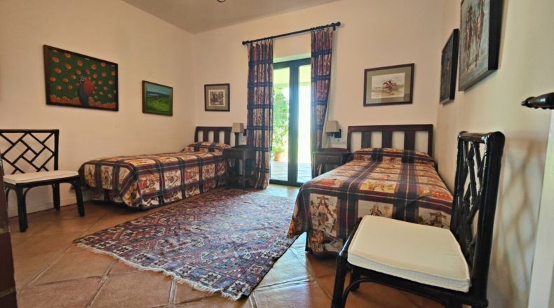 Cádiz - San Roque - 2800m2