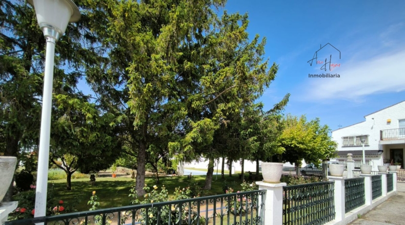 Salamanca - Villares de la Reina - 11750m2