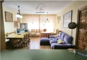 Chalet independiente con terreno en venta en Villares de la Reina ref: TR185477 foto