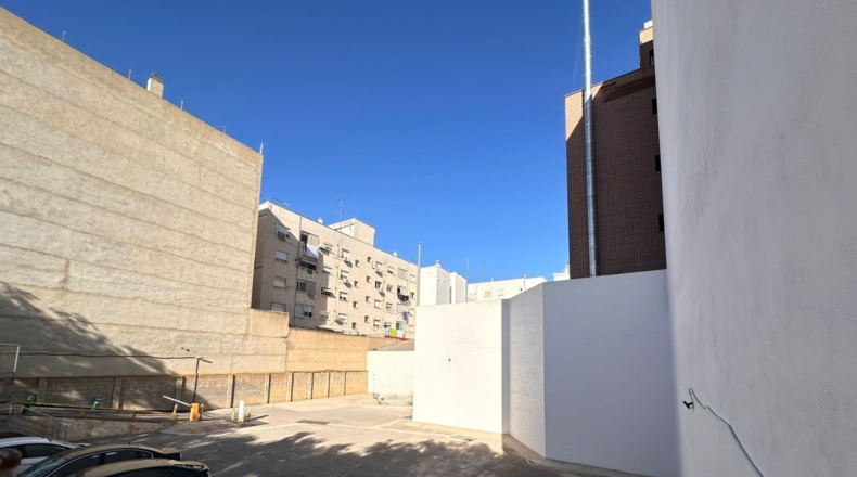 Valencia - Torrente - 701m2