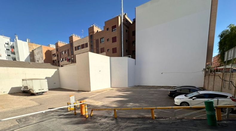 Valencia - Torrente - 701m2