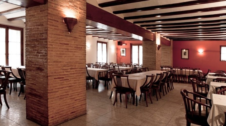 Валенсия - Torrente - 652m2