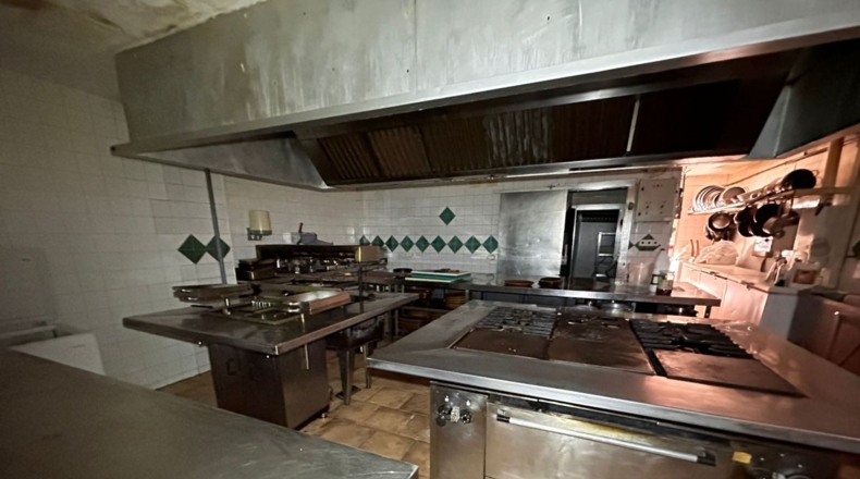 Валенсия - Torrente - 652m2