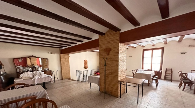 Валенсия - Torrente - 652m2