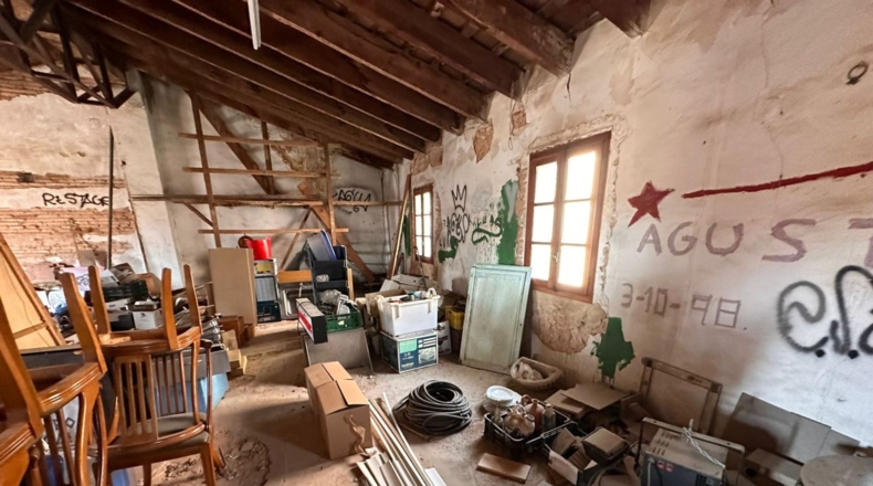 Валенсия - Torrente - 652m2