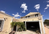 Casa de pueblo en venta en Requena ref: TR381330 foto