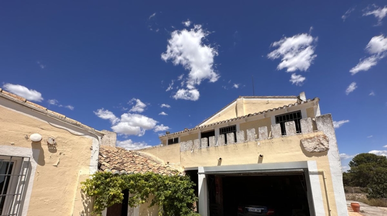 Valencia - Requena - 561m2