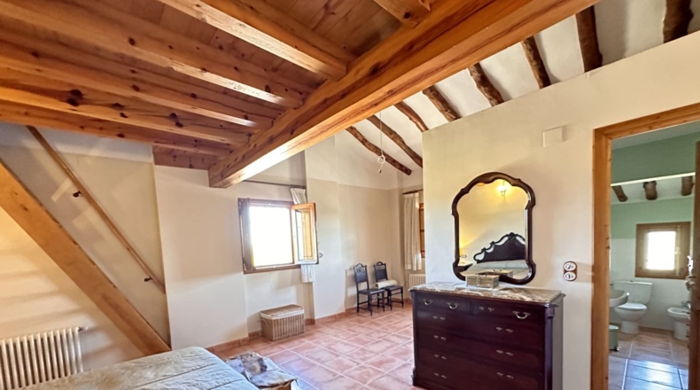 Valencia - Requena - 561m2