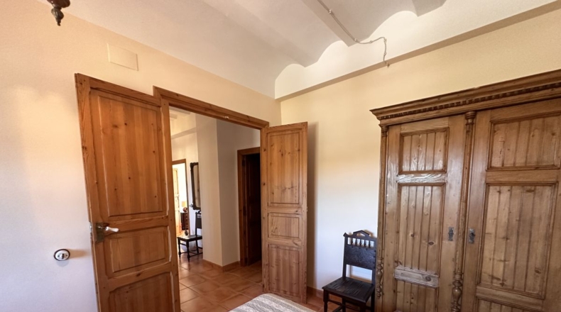Valencia - Requena - 561m2