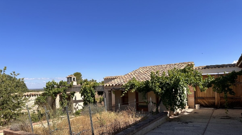 Valencia - Requena - 561m2