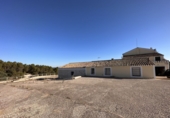 Casa de pueblo en venta en Requena ref: TR381330 foto