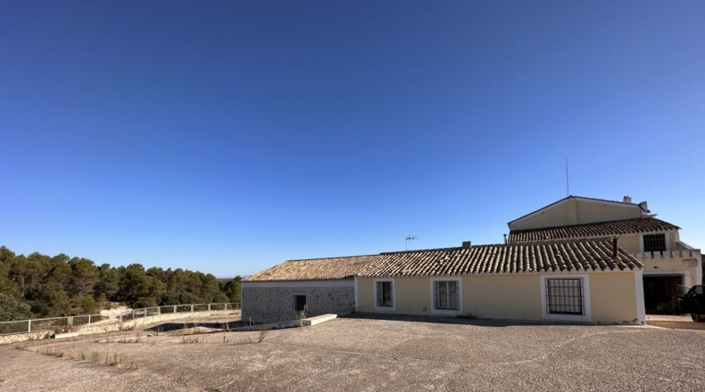 Valencia - Requena - 561m2