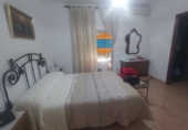 Дом с участком на продажу в городе Posadas. Фото