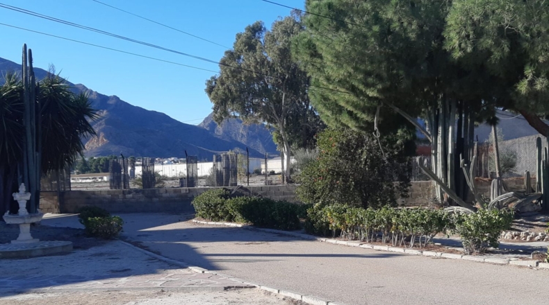 Alicante - Torrevieja - 3000m2