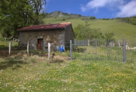Proaza 2000&nbsp;m² 