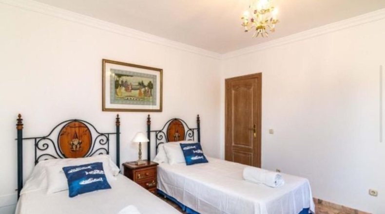 Málaga - Benalmádena - 1500m2