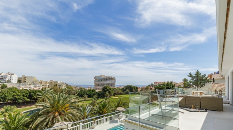 Málaga - Benalmádena - 1221m2